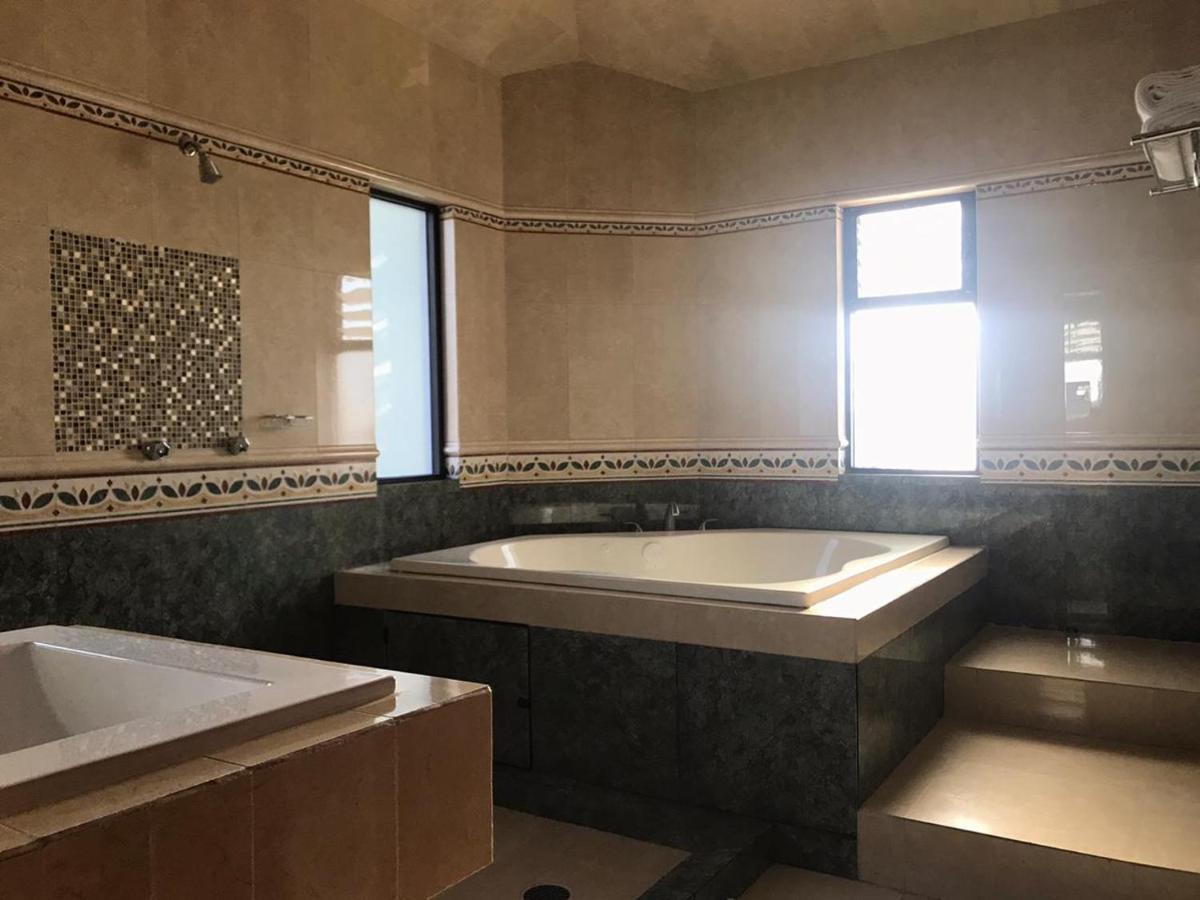 Hotel Candelero Yuriria 외부 사진